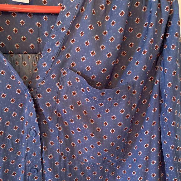 H&M blouse - Picture 2 of 3